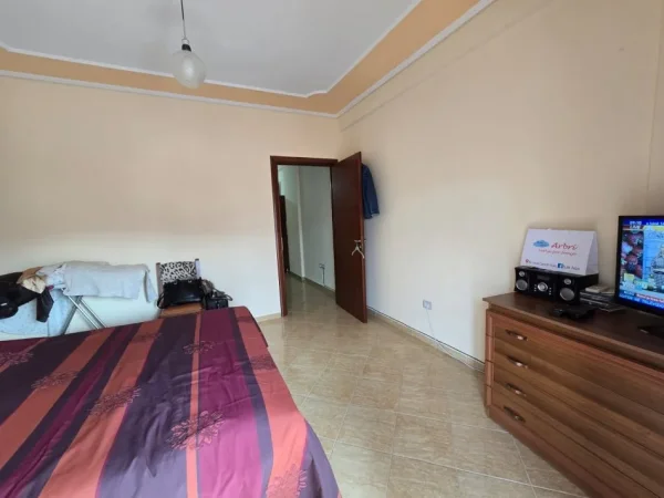 Vlore, shitet garsonier 1+1 Kati 4, 51 m² (Lgj.24 Maj)