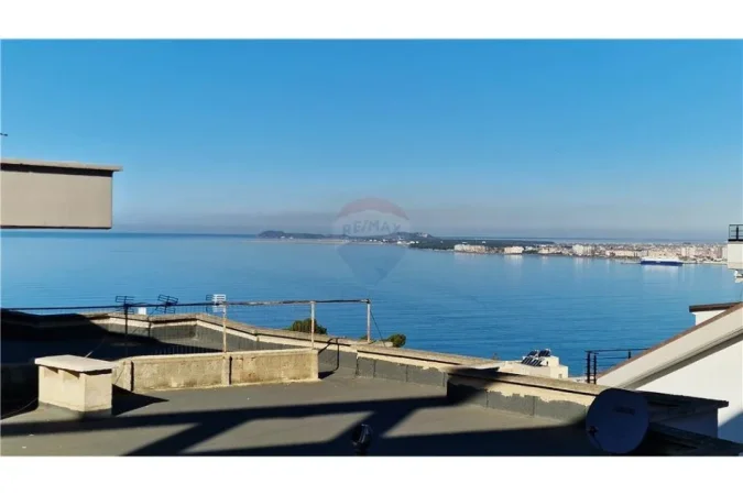 Vlore, shitet apartament 2+1+Ballkon Kati 4, 91 m² (Uje i Ftohte)