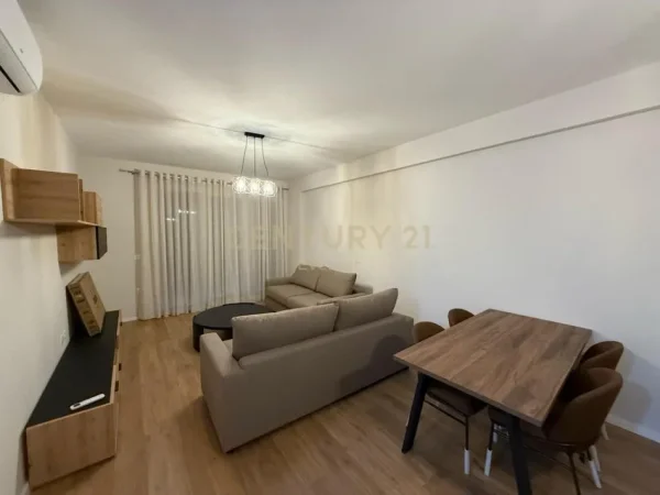 Tirane, jepet me qera apartament 2+1 Kati 6, 105 m² 800 € (Don Bosko)