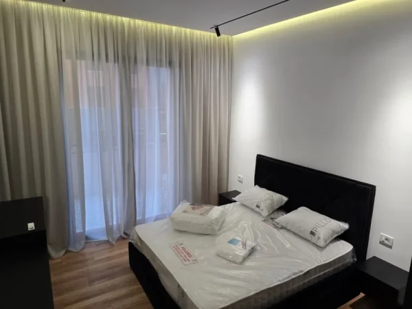 Shqiperi, jepet me qera apartament 1+1+Ballkon Kati 3, 70 m² 1.000 € (Delijorgji)
