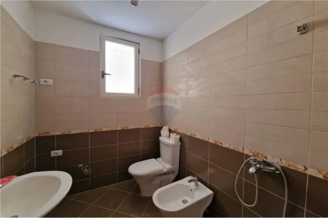 Vlore, shitet apartament Kati 1, 61 m² 64.900 € (Uje i Ftohte)