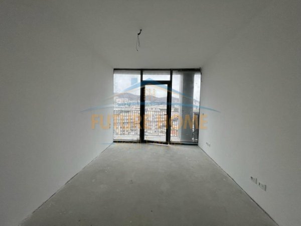 Tirane, shitet apartament 2+1+Ballkon Kati 10, 127 m² 400.000 € (Lake View, Liqeni Artificial.)