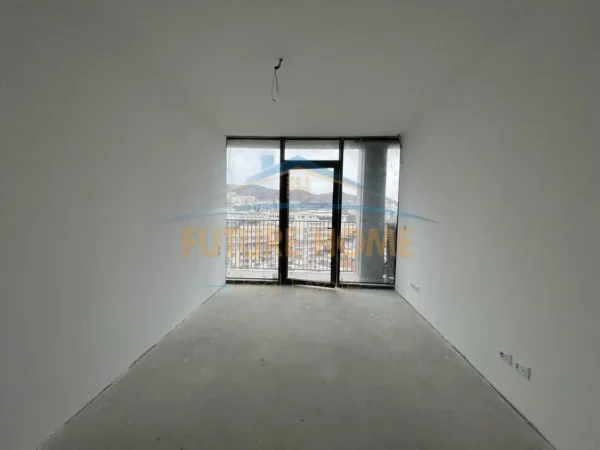 Tirane, shitet apartament 2+1+Ballkon Kati 10, 127 m² 400.000 € (Lake View, Liqeni Artificial.)