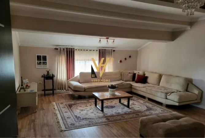 Tirane, jepet me qera apartament 2+1+Ballkon Kati 6, 130 m² 600 € (RRUGA SIRI KODRA)