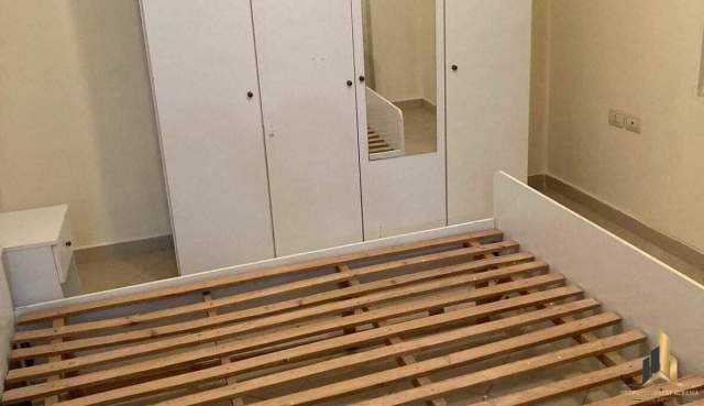 Tirane, jepet me qera apartament 2+1+BLK Kati 5, 90 m² 320 Euro (Restorant Fresku)