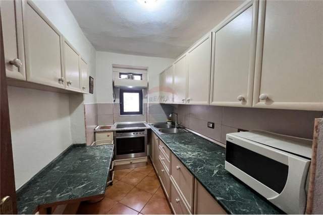 Tirane, jepet me qera apartament Kati 3, 72 m² 450 Euro (Zogu i zi)