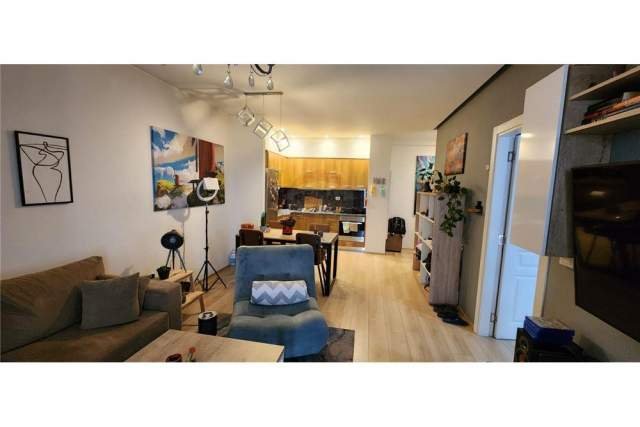 Tirane, jepet me qera apartament 2+1+BLK 75 m² 400 Euro (don bosko)
