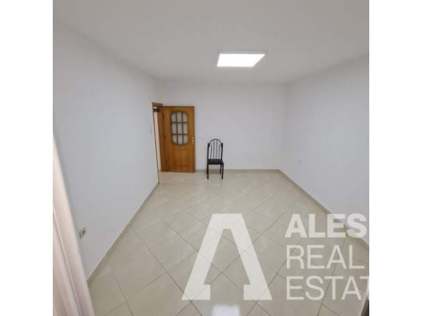 Tirane, shitet apartament 3+1 Kati 0, 120 m² 100.000 Euro (IRFAN TOMINI)