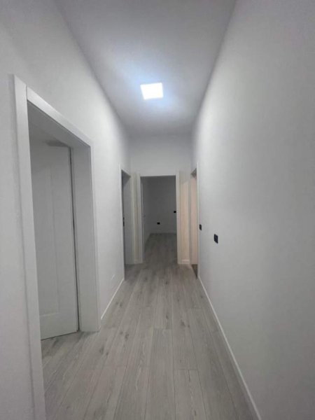 Tirane, jepet me qera apartament 2+1+BLK Kati 1, 80 m² 1.000 Euro (Myslym Shyr)