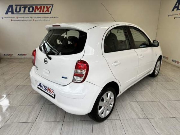 Tirane, shes makine Nissan micra Viti 2013, 7.800 Euro