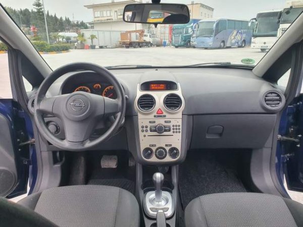 Fier, shitet makine Opel Corsa 1,2 Automat Klima Viti 2010,