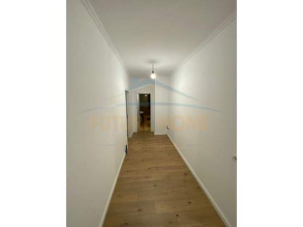 Tirane, shitet apartament 1+1+BLK Kati 3, 78 m² 100.000 Euro (Rruga e Kavajes)
