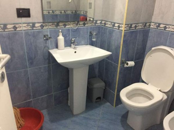 Tirane, jepet me qera apartament 2+1+BLK Kati 3, 96 m² 450 Euro (Kodra e Diellit)