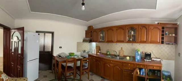 Tirane, jepet me qera apartament 4+1+A+BLK Kati 3, 160 m² 470 Euro (Siri Kodra)