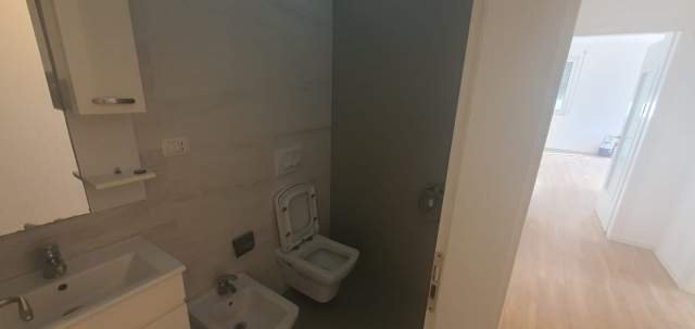 Tirane, shitet apartament 3+1 Kati 3, 167 m² 240.000 Euro (Kopshti Zoologjik)