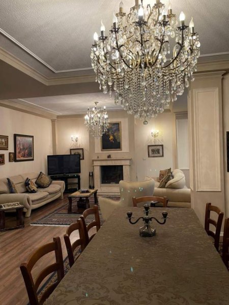 Tirane, jap me qera Vile 2+1 Kati 2, 140 m² 1.000 Euro (Adem Jashari)