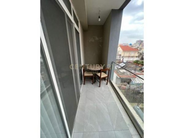 Tirane, jepet me qera apartament 2+1+A+BLK Kati 2, 120 m² 550 Euro (Rruga Gramoz Pashko)