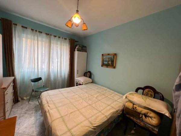 Tirane, shitet apartament 2+1+BLK Kati 3, 90 m² 165.000 Euro (pallatet Shallvare)