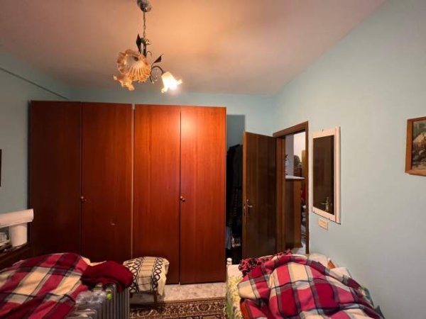 Tirane, shitet apartament 2+1+BLK Kati 3, 90 m² 165.000 Euro (pallatet Shallvare)