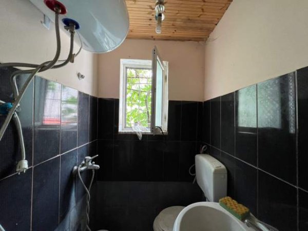 Tirane, shitet shtepi 3+1 Kati 0, 103 m² 70.000 Euro (kombinat)