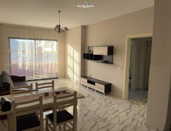 Tirane, jepet me qera apartament 2+1 Kati 7, 98 m² 600 Euro (Yzberisht)