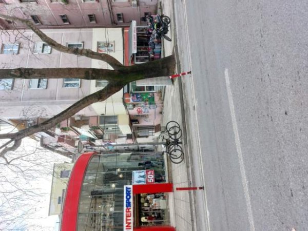 Tirane, jap me qera zyre Kati 0, 14 m² 30.000 Leke (Myslym Shyri)