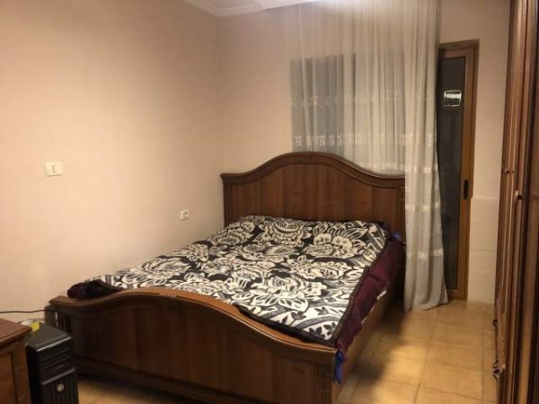 Tirane, jepet me qera apartament 2+1+BLK Kati 1, 85 m² 38.000 Leke (Rruga Idriz Dollaku)