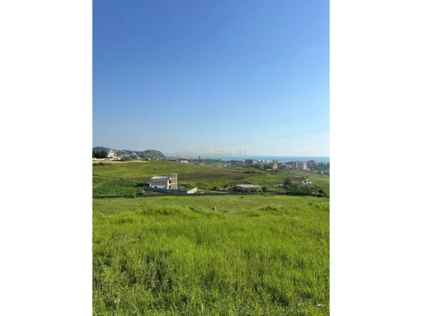 Durres, shitet truall , 500 m² 45.000 € (arapaj)