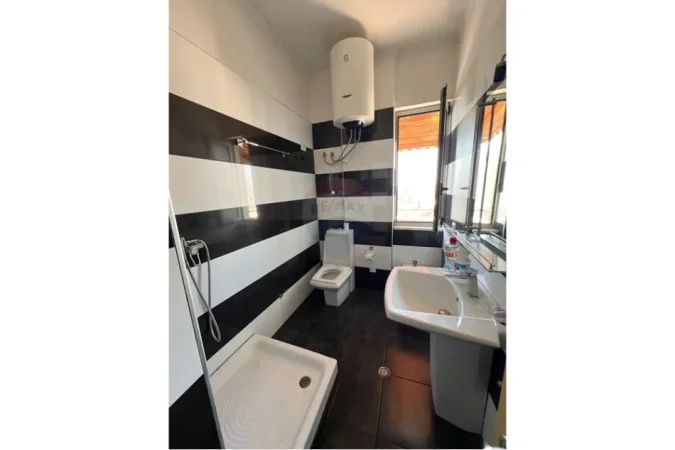 Tirane, jap me qera apartament 2+1+Aneks+Ballkon Kati 7, 110 m² 600 € (rr.Rrapo Hekali)
