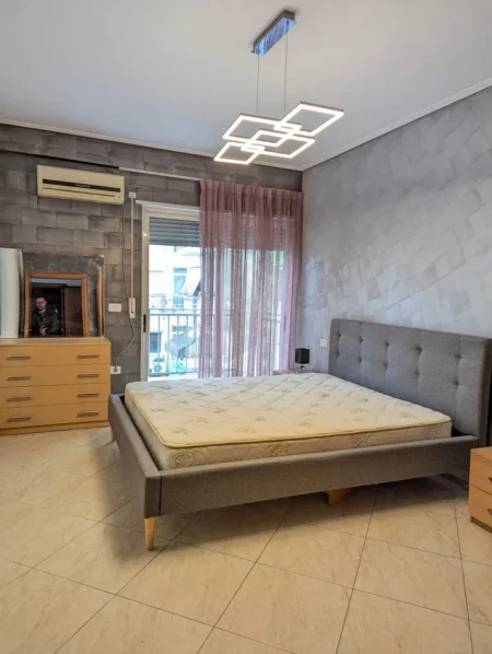 Tirane, shitet apartament 2+1 Kati 4, 99 m² 190.000 € (Rruga Ndre Mjeda)