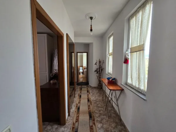 Tirane, shitet apartament 3+1+Ballkon Kati 5, 140 m² 270.000 € (HOXHA TAHSIM)