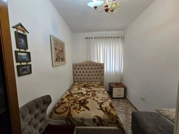 Tirane, shitet apartament 3+1+Ballkon Kati 5, 140 m² 270.000 € (HOXHA TAHSIM)