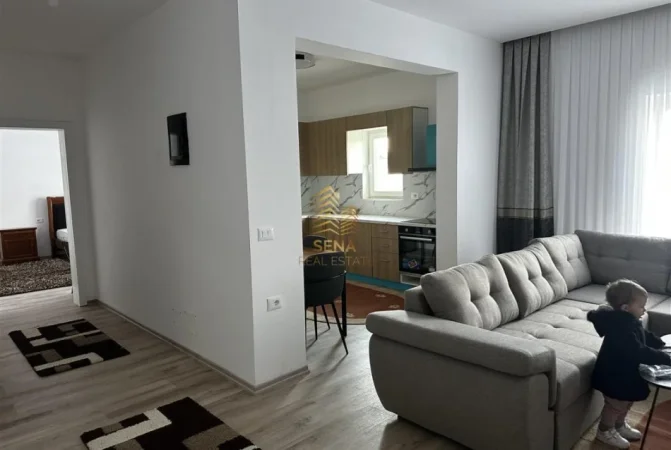 Tirane, jepet me qera apartament 3+1+Ballkon Kati 2, 120 m² 650 € (Selite)