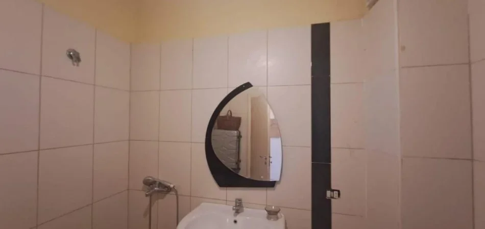 Tirane, shitet 1+1 Kati 7, 1 m² (Bulevardi i Kasharit)