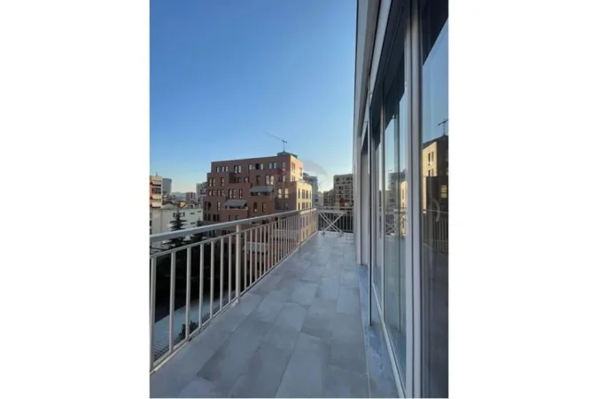 Tirane, jepet me qera apartament 1+1 Kati 6, 78 m² 700 € (rruga e barrikadave)