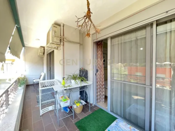 Tirane, jap me qera apartament 2+1 , 110 m² 700 € (Liqeni i Thatë)
