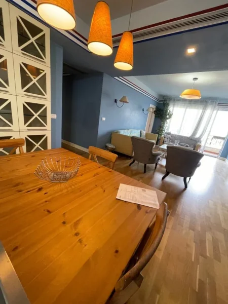 Tirane, jepet me qera 3+1+Aneks+Ballkon Kati 5, 133 m² 1.000 € (Kodra e Diellit 2)
