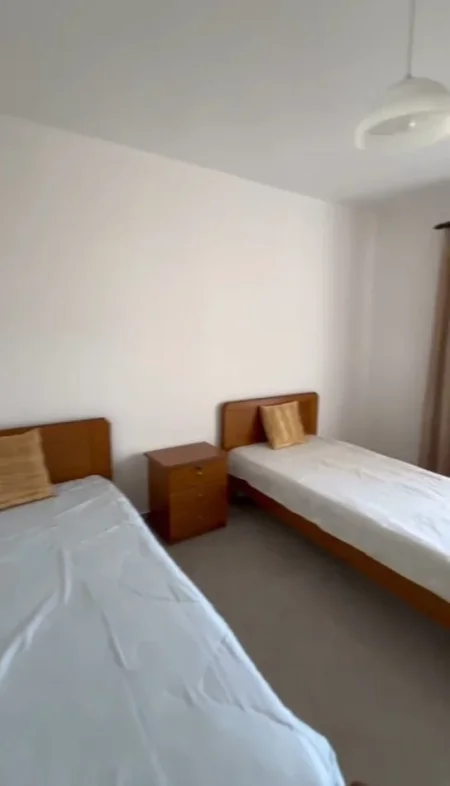 Tirane, shitet apartament 2+1+Ballkon Kati 4, 80 m² 125.000 € (HYSEN GJURA)