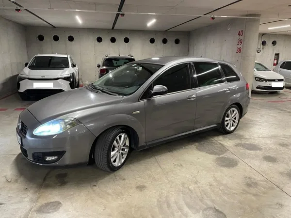 Tirane, shitet makine Fiat Croma 1.9 Multijet 16V 150CV Nafte, gri metalizato manuale Klima 199.000 km 1.900 €