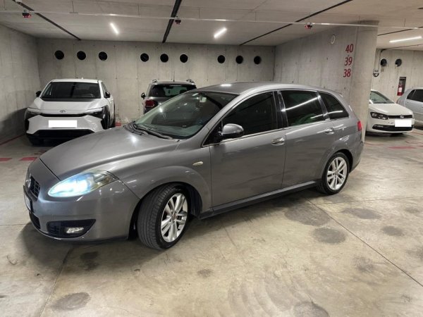 Tirane, shitet makine Fiat Croma 1.9 Multijet 16V 150CV Nafte, gri metalizato manuale Klima 199.000 km 1.900 €