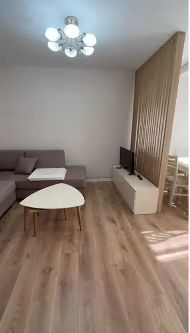 Tirane, jepet me qera apartament 1+1 Kati 2, 70 m² 550 € (" Jepet me Qera Super Apartamenti 1+1 në 21 Dhjetor!)