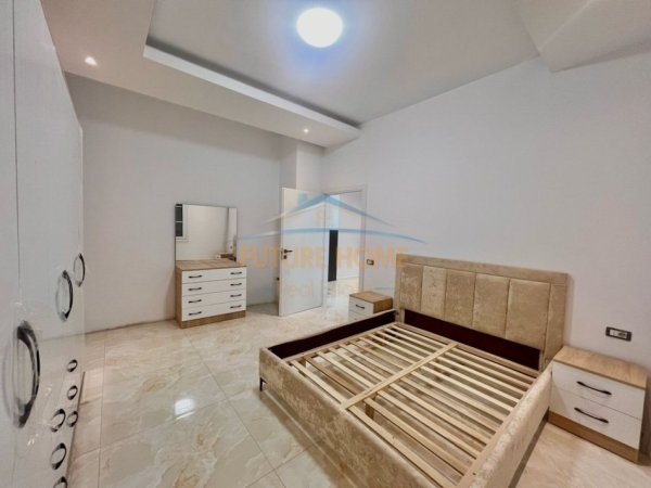 Tirane, jepet me qera apartament 2+1 Kati 1, 130 m² 550 € (Selite)
