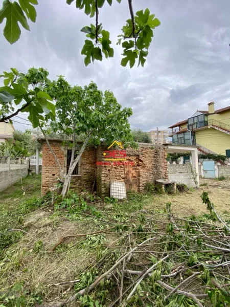 Vlore, shitet shtepi Kati 0, 72 m² 75.000 € (Rruga Janaq Kilica)