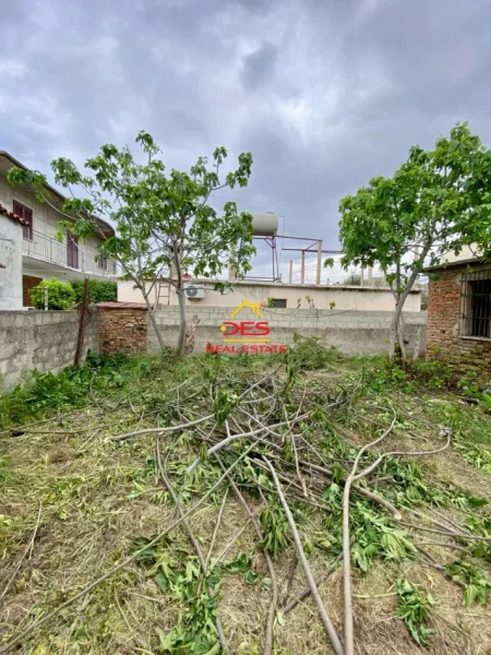 Vlore, shitet shtepi Kati 0, 72 m² 75.000 € (Rruga Janaq Kilica)