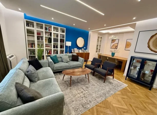 Tirane, shitet 3+1 Kati 3, 127 m² 255.000 € (Rruga elbasanit)