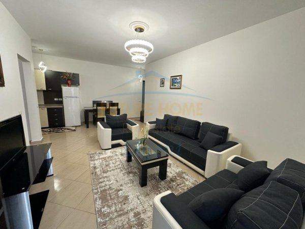 Tirane, jap me qera apartament 1+1 Kati 2, 80 m² 450 € (Liqeni i Thate)