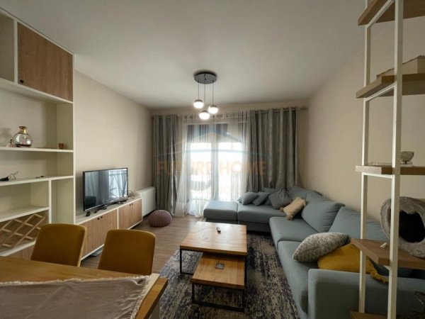 Tirane, shitet apartament 2+1 Kati 3, 78 m² 230.000 € (21-Dhjetori)
