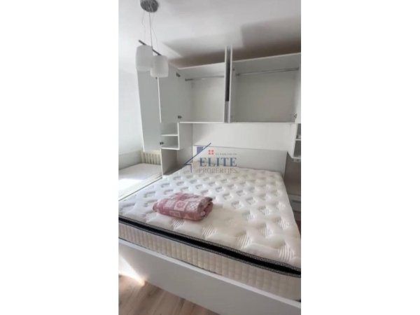 Tirane, jepet me qera apartament 1+1 Kati 3, 60 m² 550 € (Mozaiku i Tiranes)