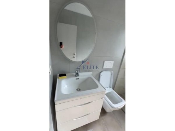 Tirane, jepet me qera apartament 1+1 Kati 3, 60 m² 550 € (Mozaiku i Tiranes)