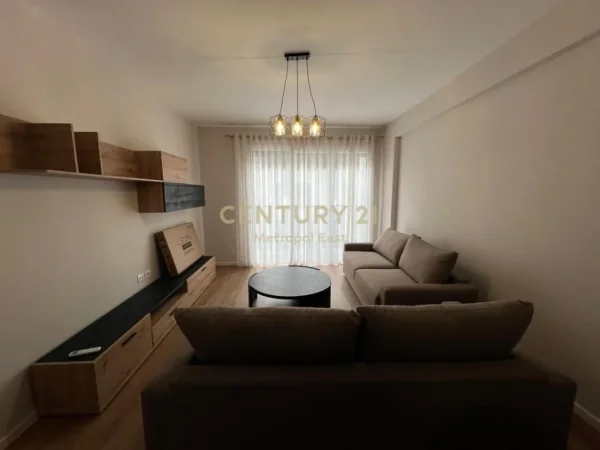 Tirane, jepet me qera apartament Kati 6, 115 m² 780 € (Don Bosko)